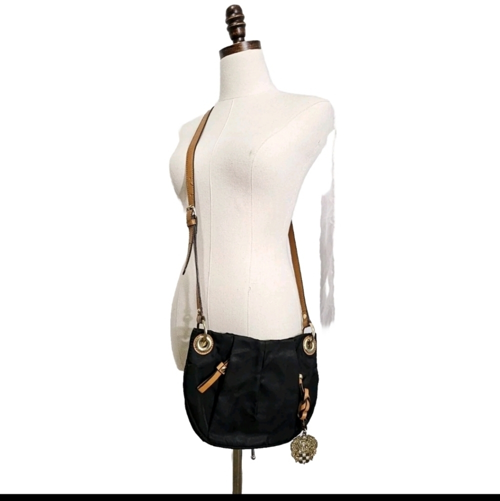 This Vince Camuto Black Women's Evening Casual Party Small Crossbody Sling Bag